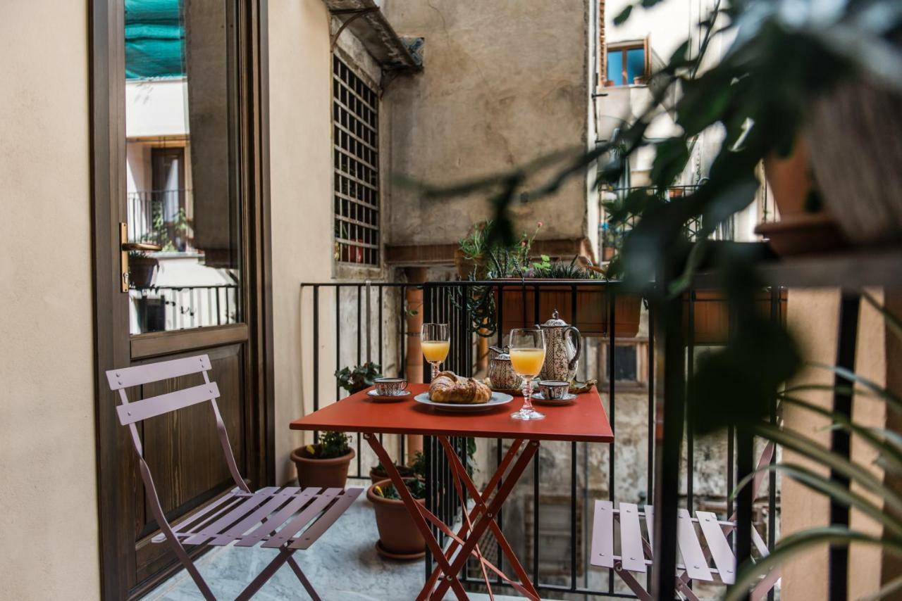 B&B Malvasia Palermo Bagian luar foto