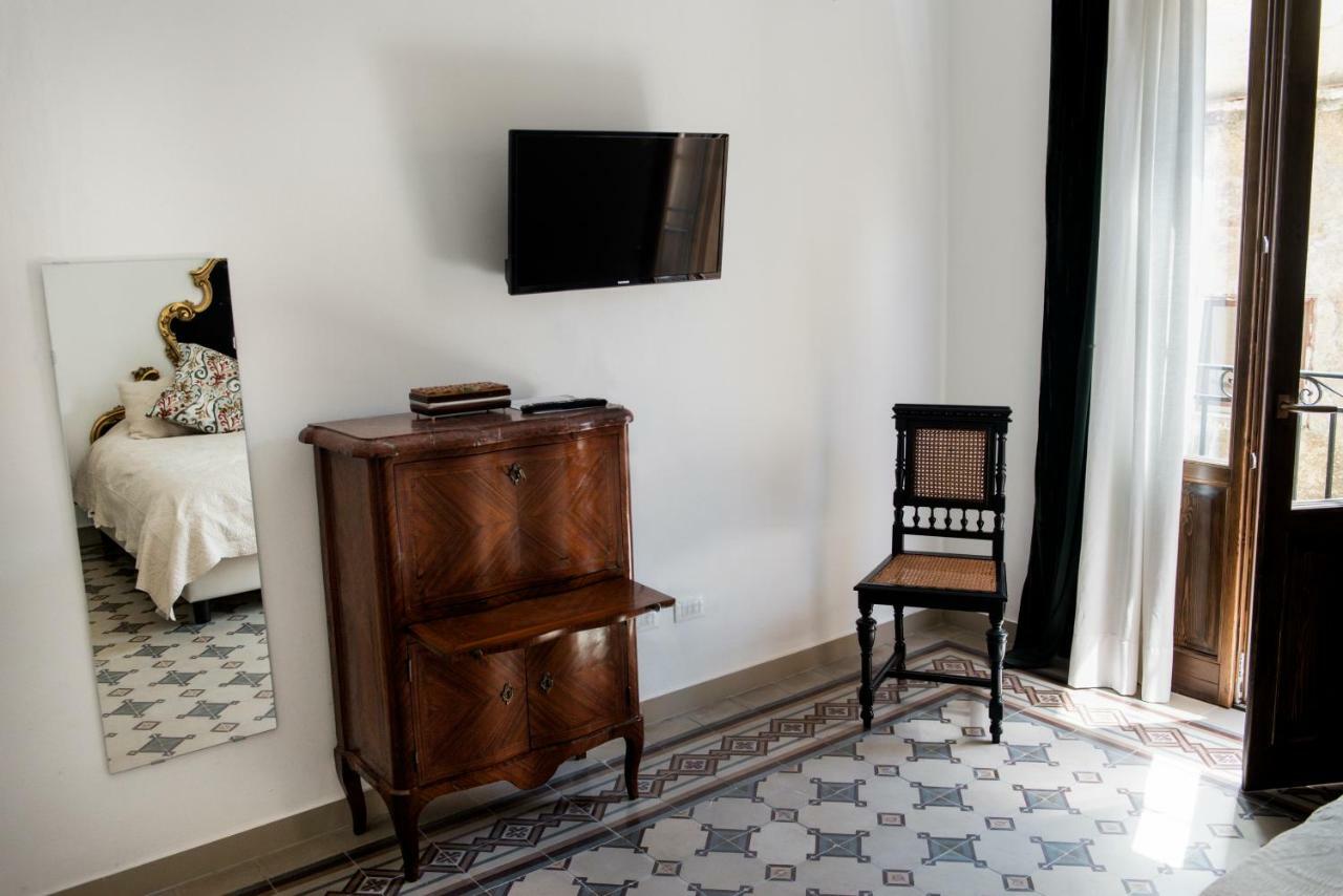 B&B Malvasia Palermo Bagian luar foto