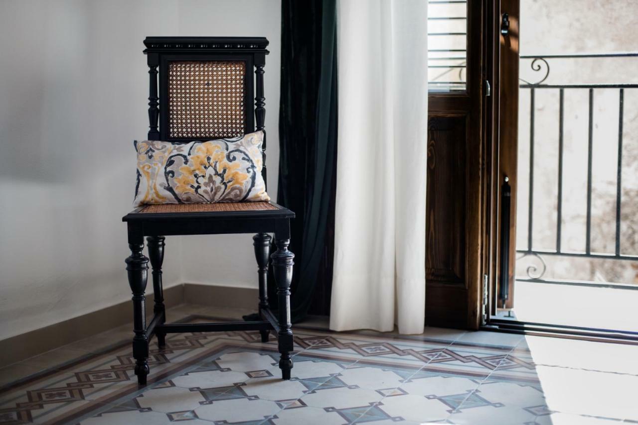 B&B Malvasia Palermo Bagian luar foto